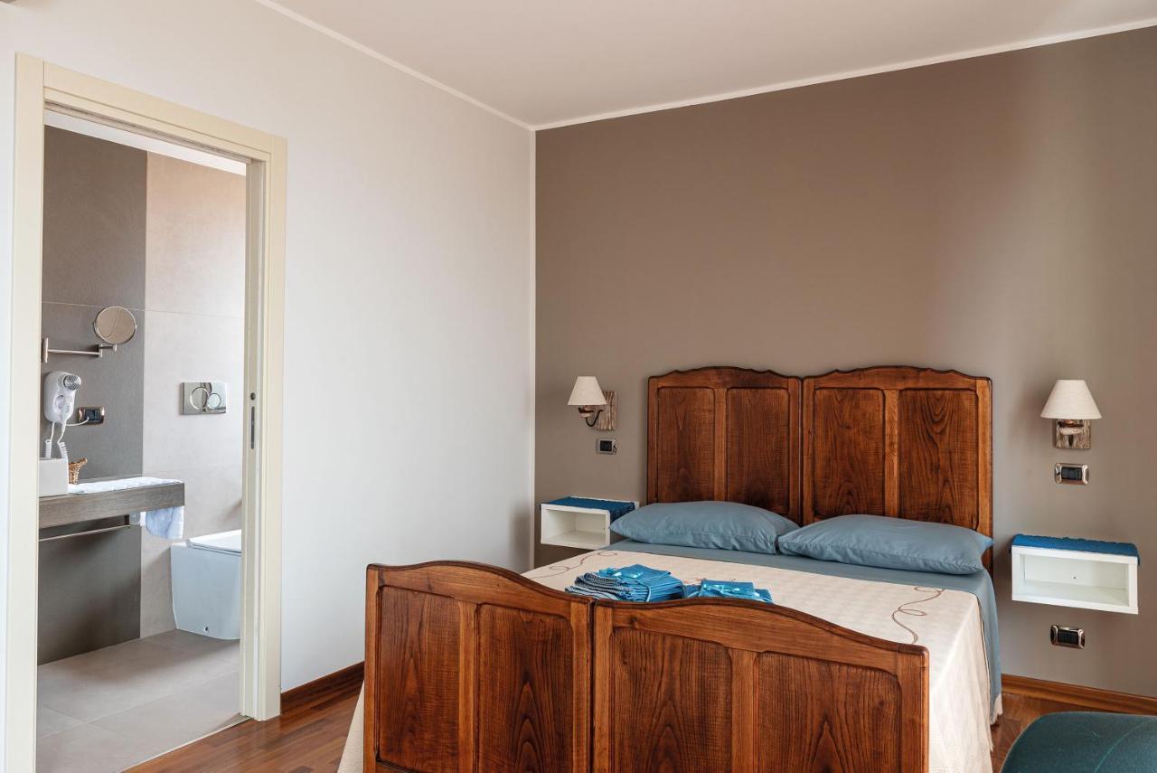 Torrevarata - Guest Rooms Санта-Тереза-ді-Рива Екстер'єр фото