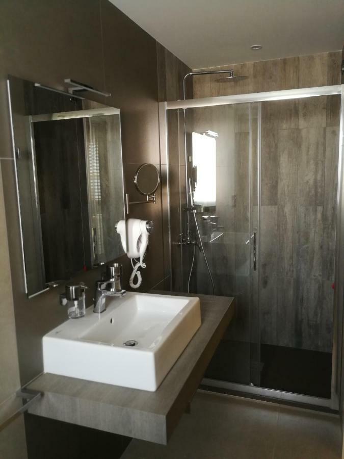 Torrevarata - Guest Rooms Санта-Тереза-ді-Рива Екстер'єр фото